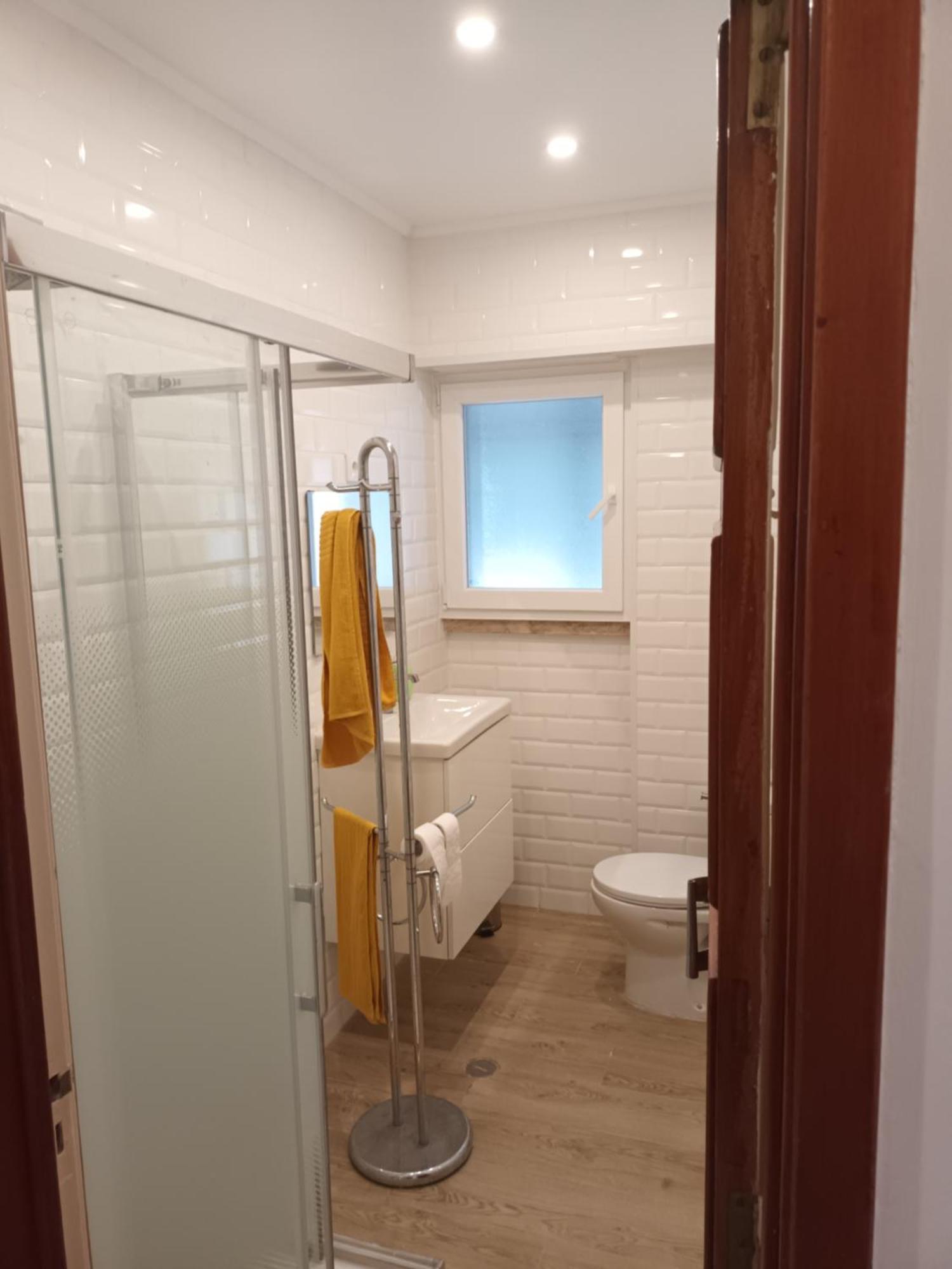 Appartamento Flat T1+1 Fully Eqquiped Lisbona Esterno foto